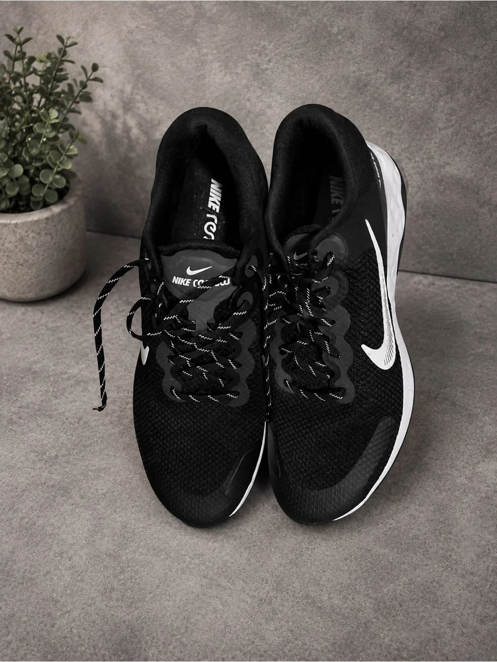 Nike Black and White Men's Training Sneakers with Swoosh